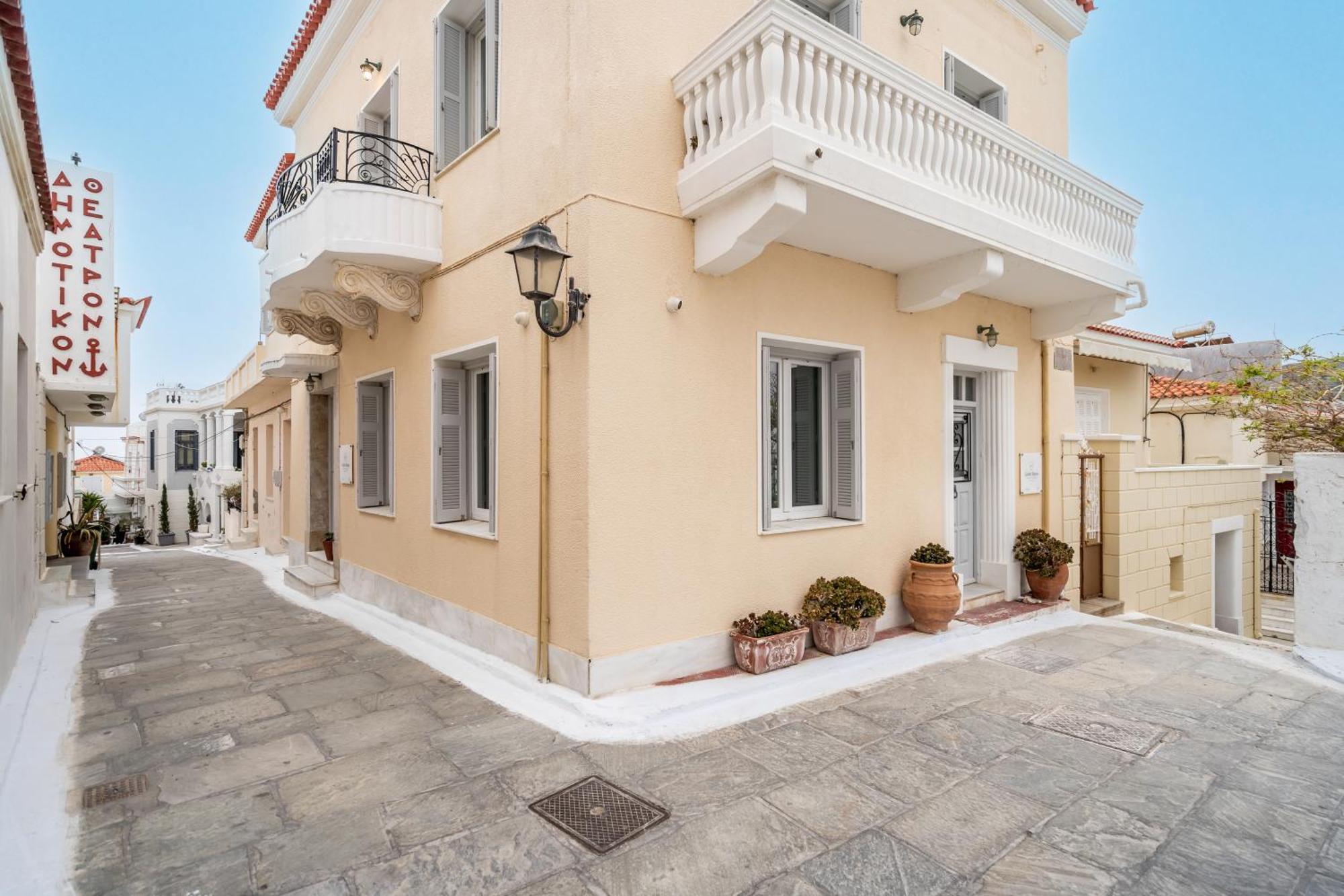 Castel Abaso Boutique Apartments By Explore Andros Eksteriør bilde